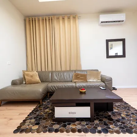 Elite Flats 2 公寓