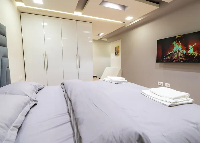 公寓 Elite Flats 2 *